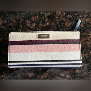 Kate Spade Large Slim Bifold Wallet
